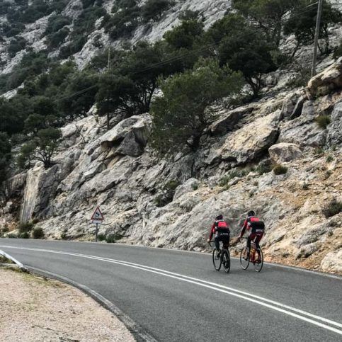 Guide to cycling Mallorca's Puig Major - map, profile, cycle routes + more!