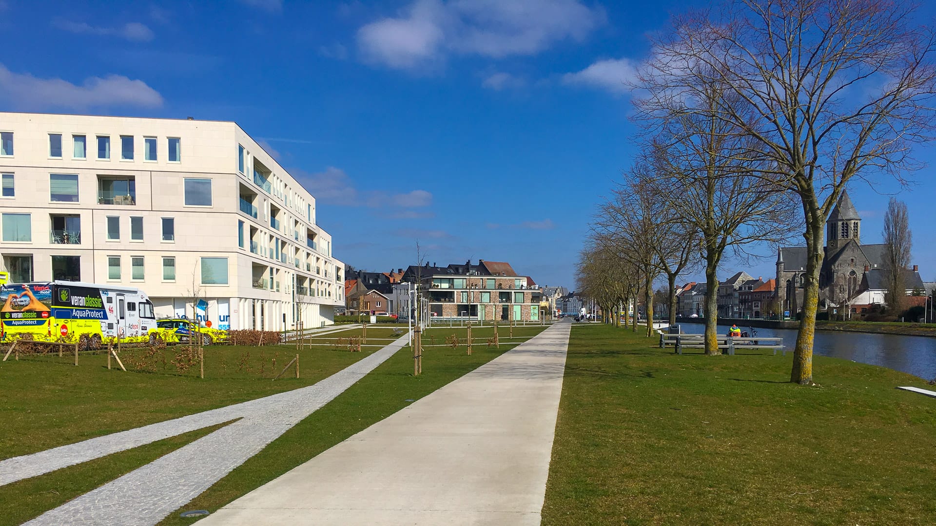 Canal bike path for cyclists near Oudenaarde, Flanders, Belgium