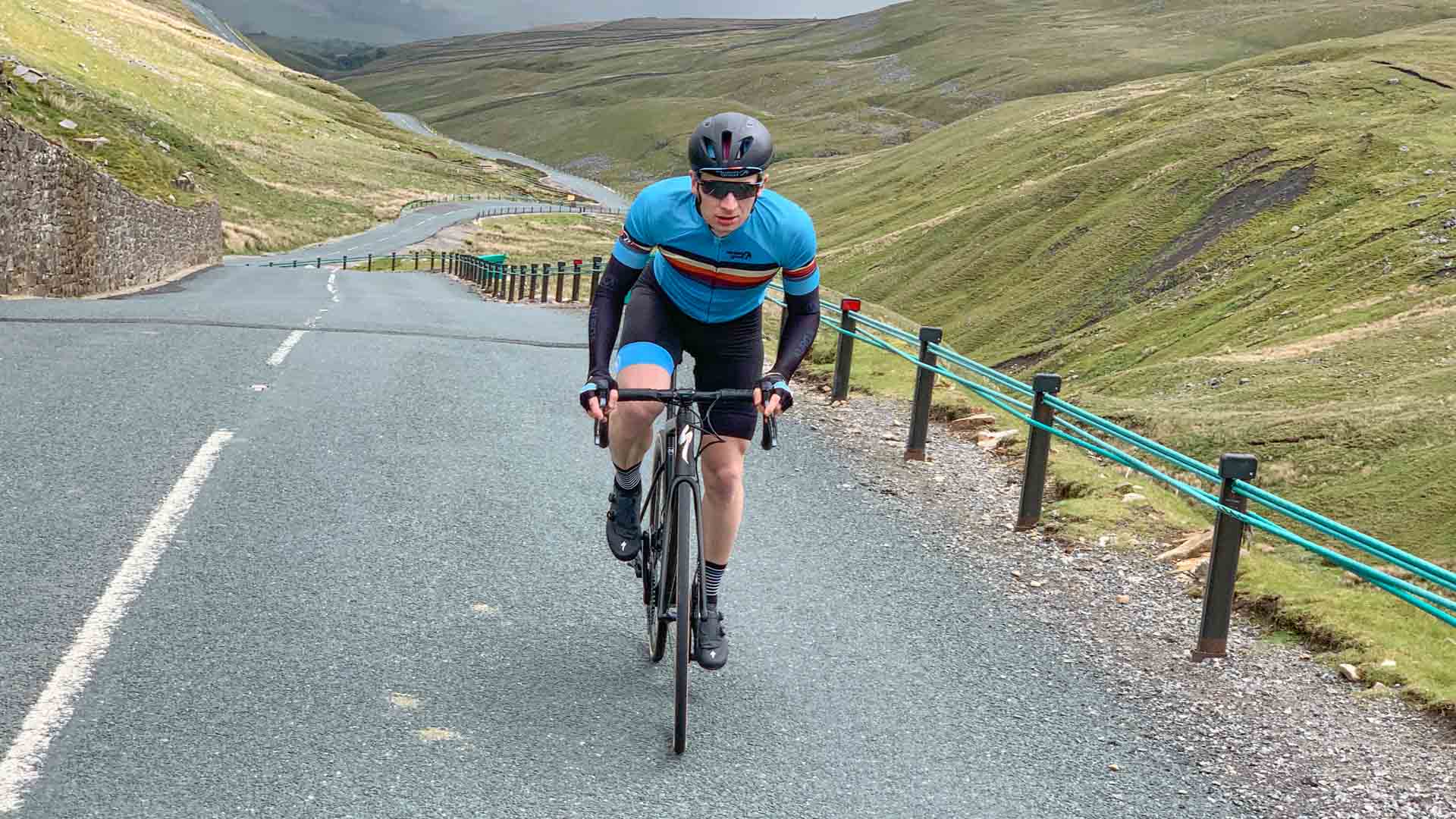 Cycling Buttertubs Pass, Yorkshire Dales