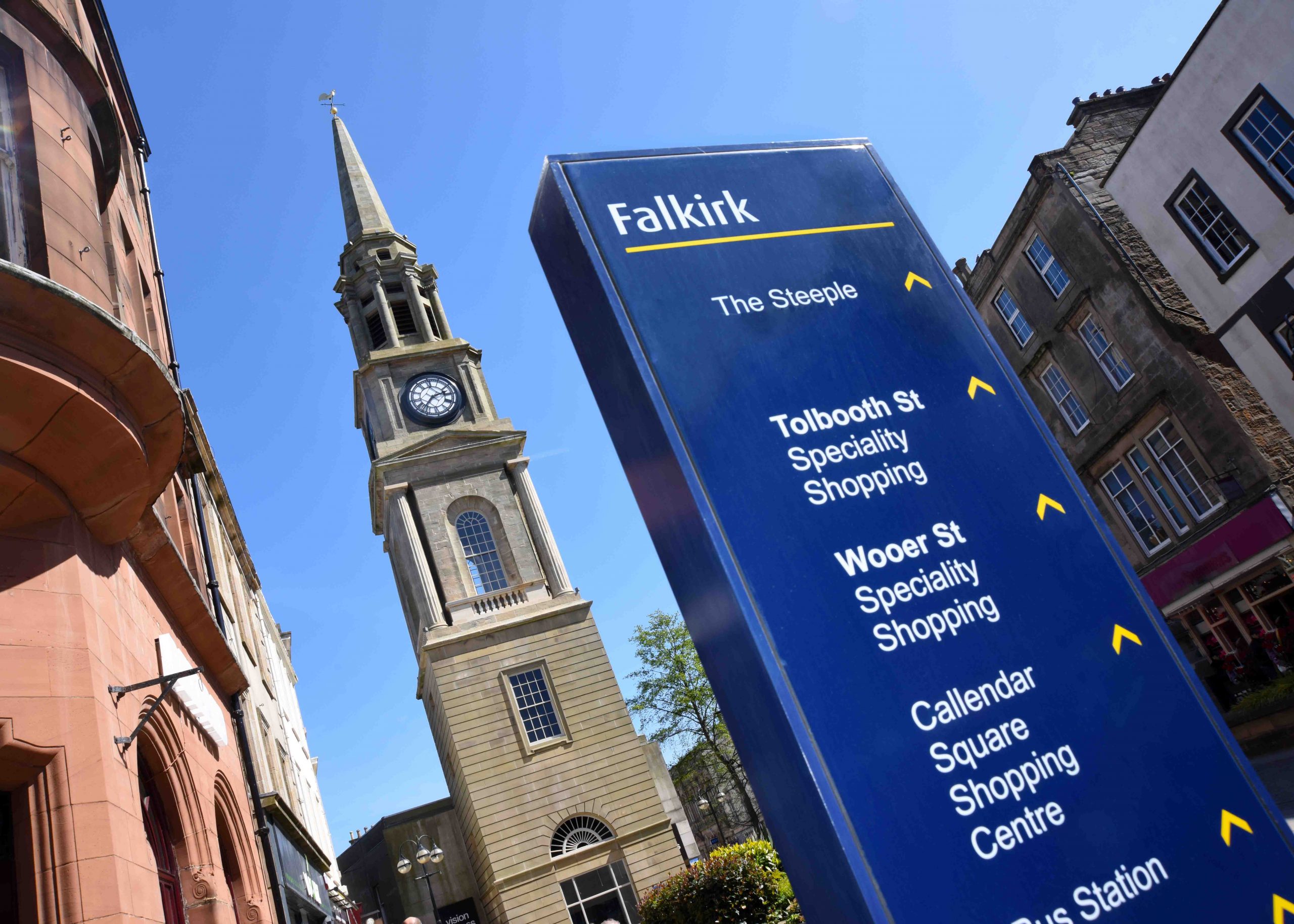Falkirk town centre church and signboard