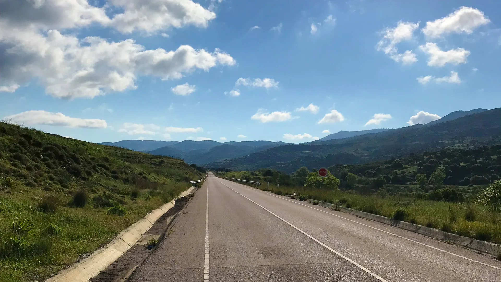 perfect road cycling road in Cyprus