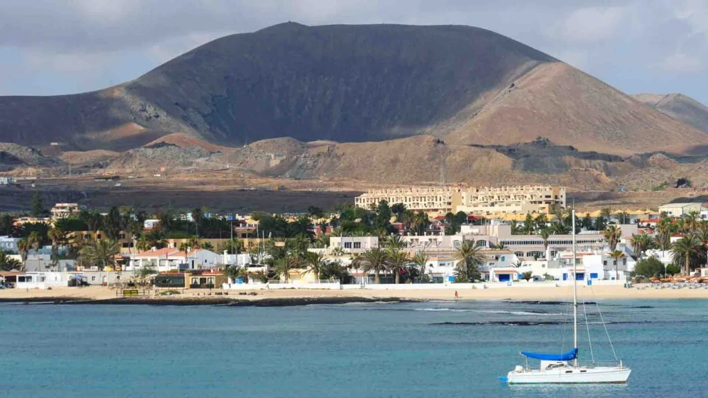 Town of Corralejo with extinct volcano behind, Fuerteventura