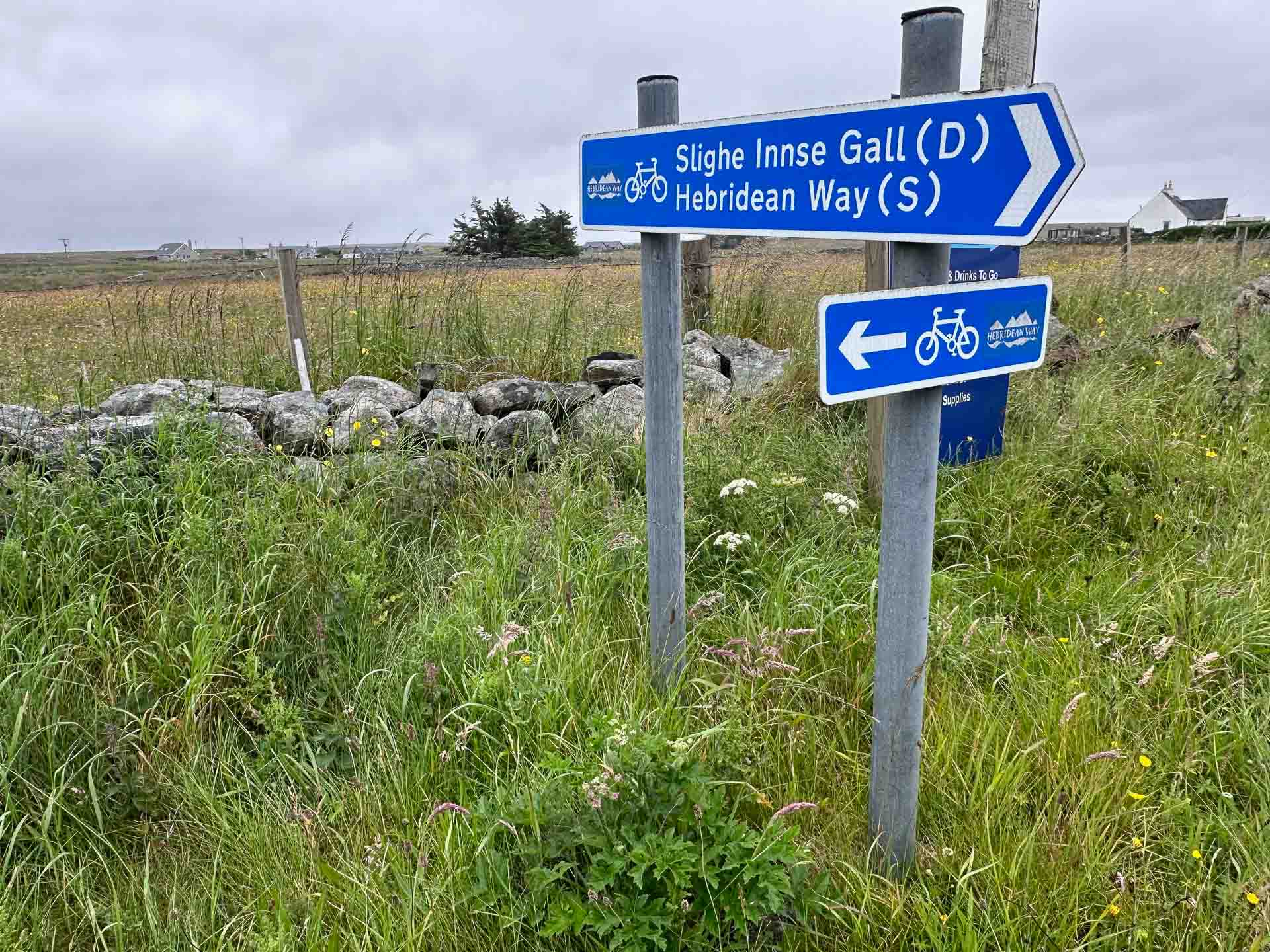 Cycling the Hebridean way (Vatersay to Lewis): GPS   tips