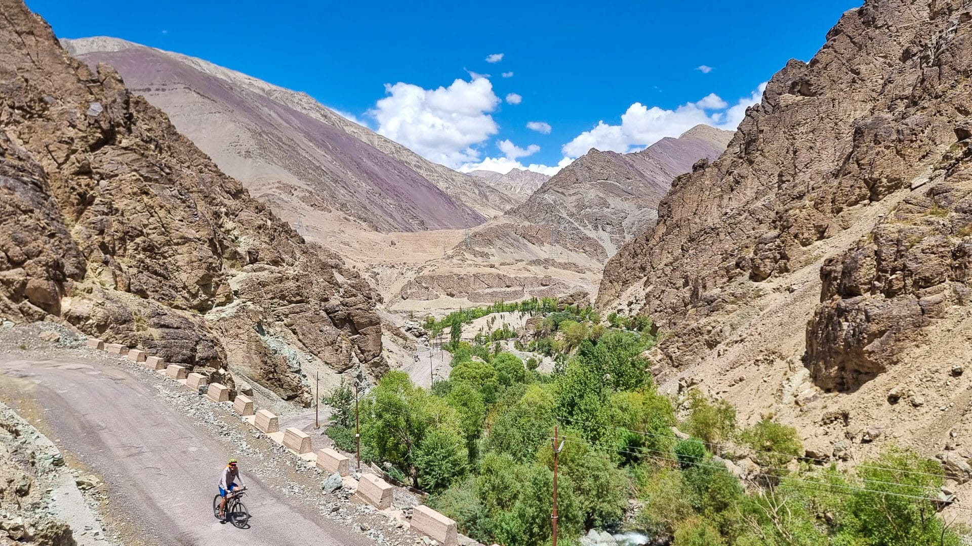 cycling in ladakh