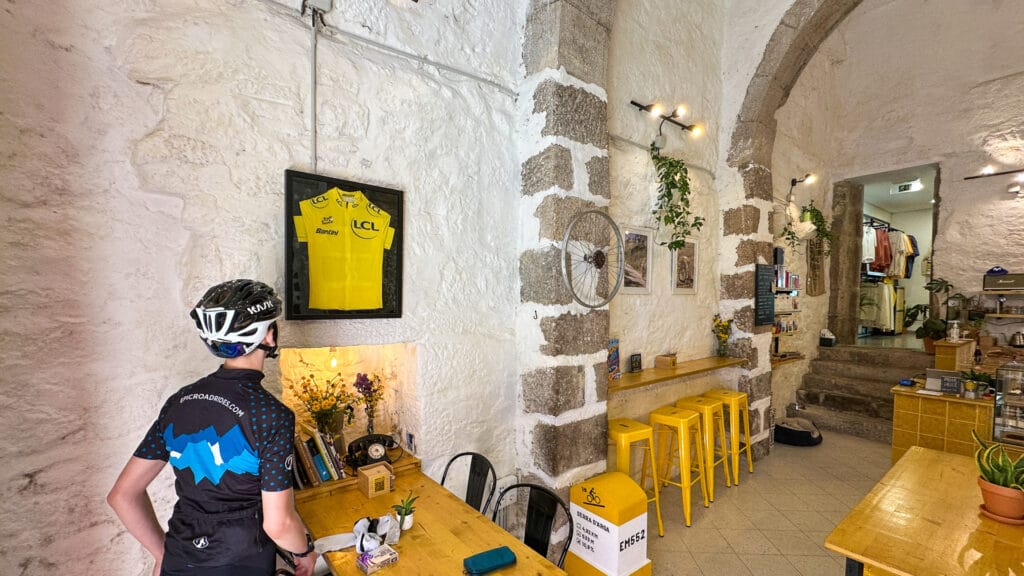 Peloton cafe in Viano do Castelo