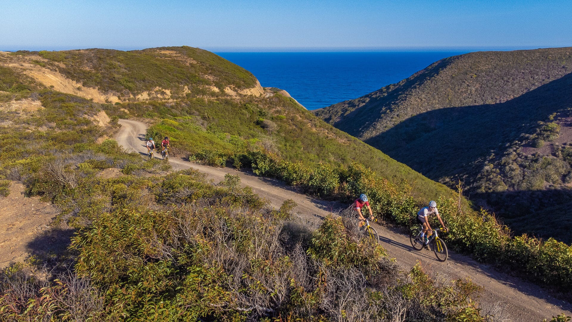 gravel cycling in the algarve