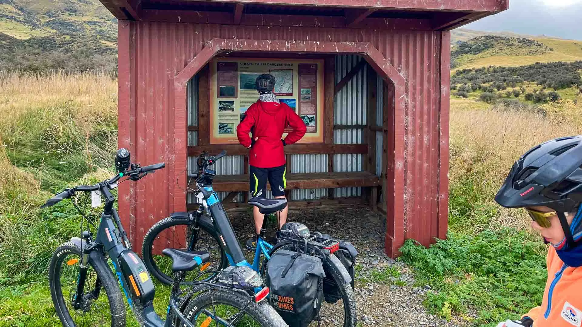 bike otago helmets ROCKBROS Zhejiang Professional FC Limited Edition Helmet LK-11 Inspired Urban Protection The Heritage 2.0 from Thousand delivers a sleek Trail Journeys Blog | Essential