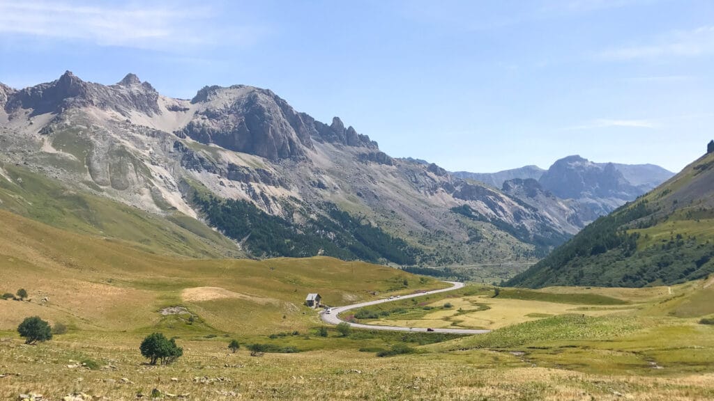 Road between Col de Lautaret and Col du Galibier