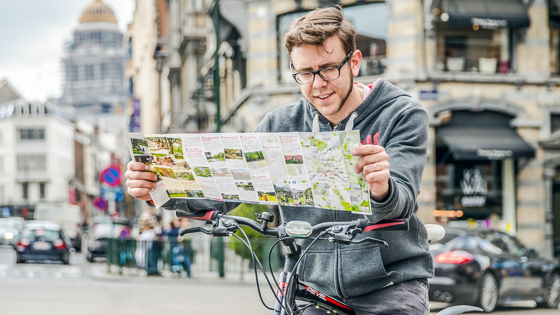 A cyclist saw a map for biking brussels