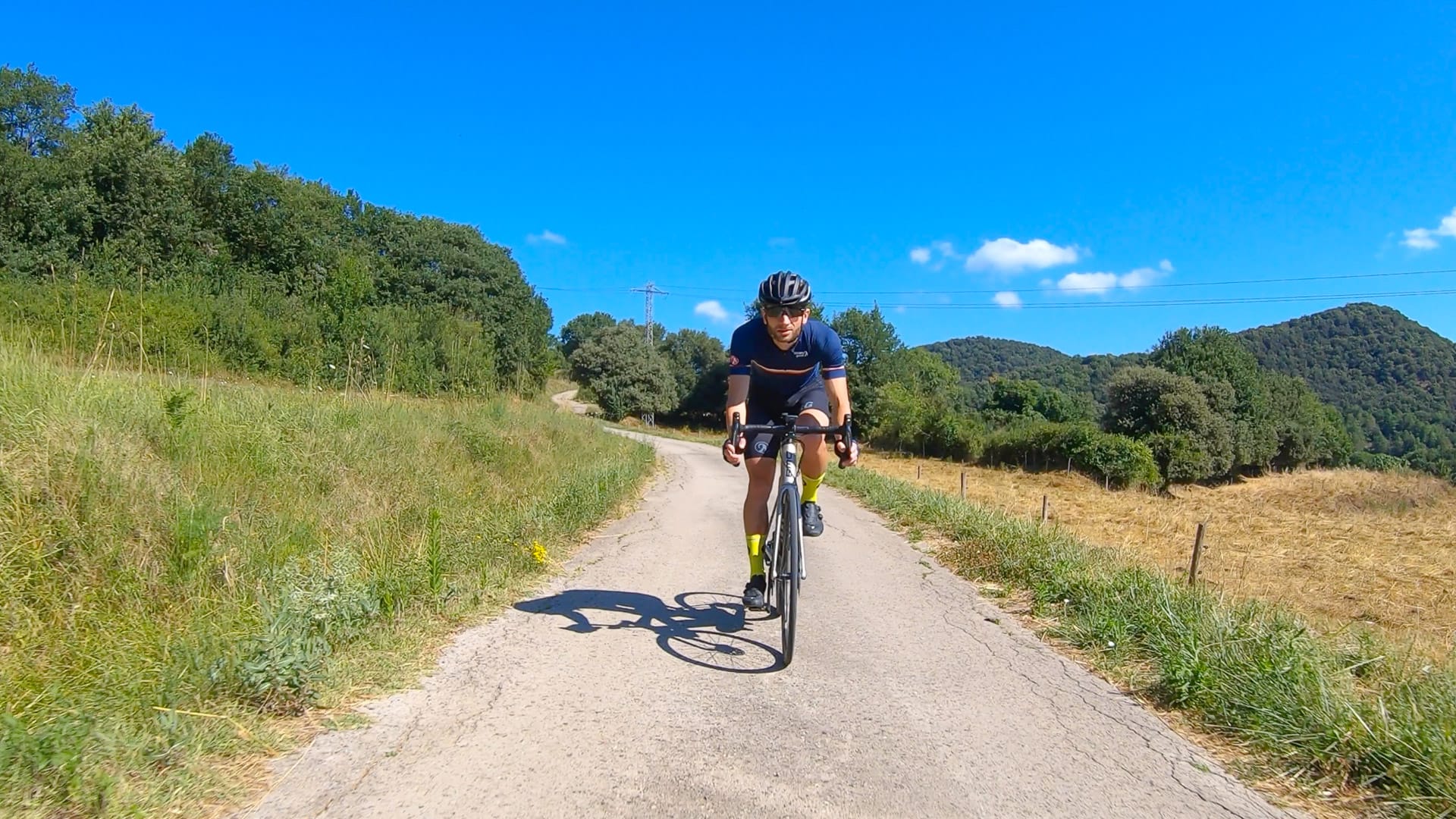 Cyclist on a Girona cycling holiday