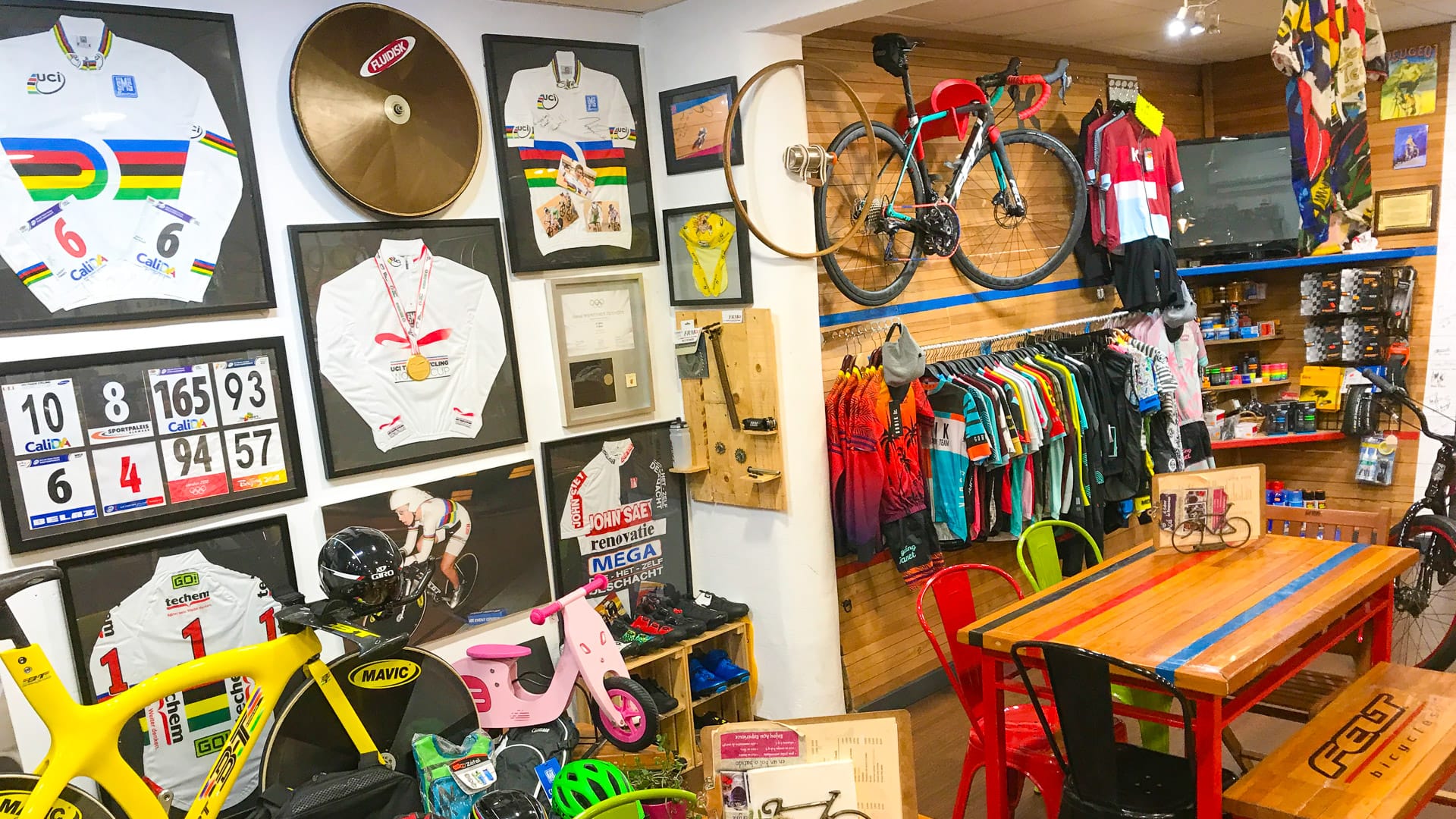 Interior of Planet Cycles, Alaro, Mallorca
