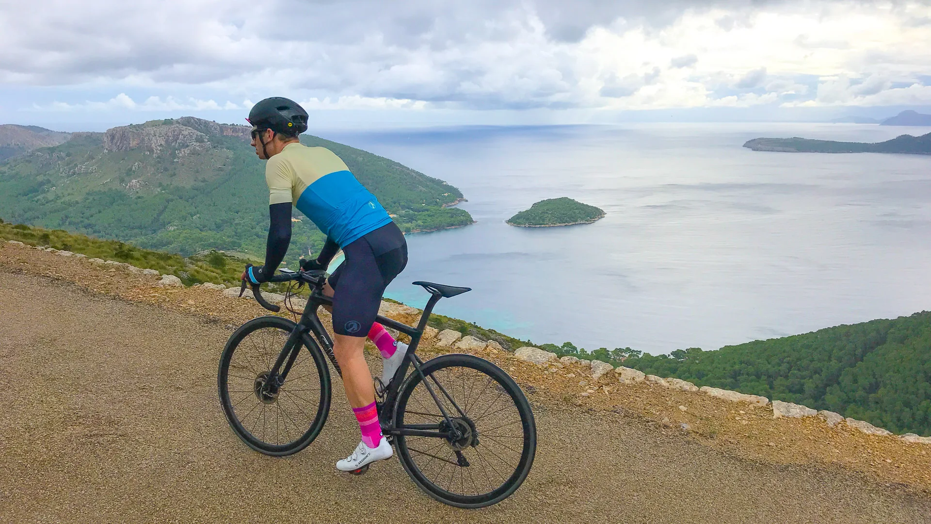 Cracking views over Pollenca bay from the pepperpot