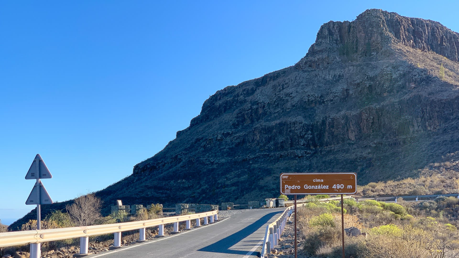 View from top of switchbacks on Ayagueres cycling route Gran Canaria