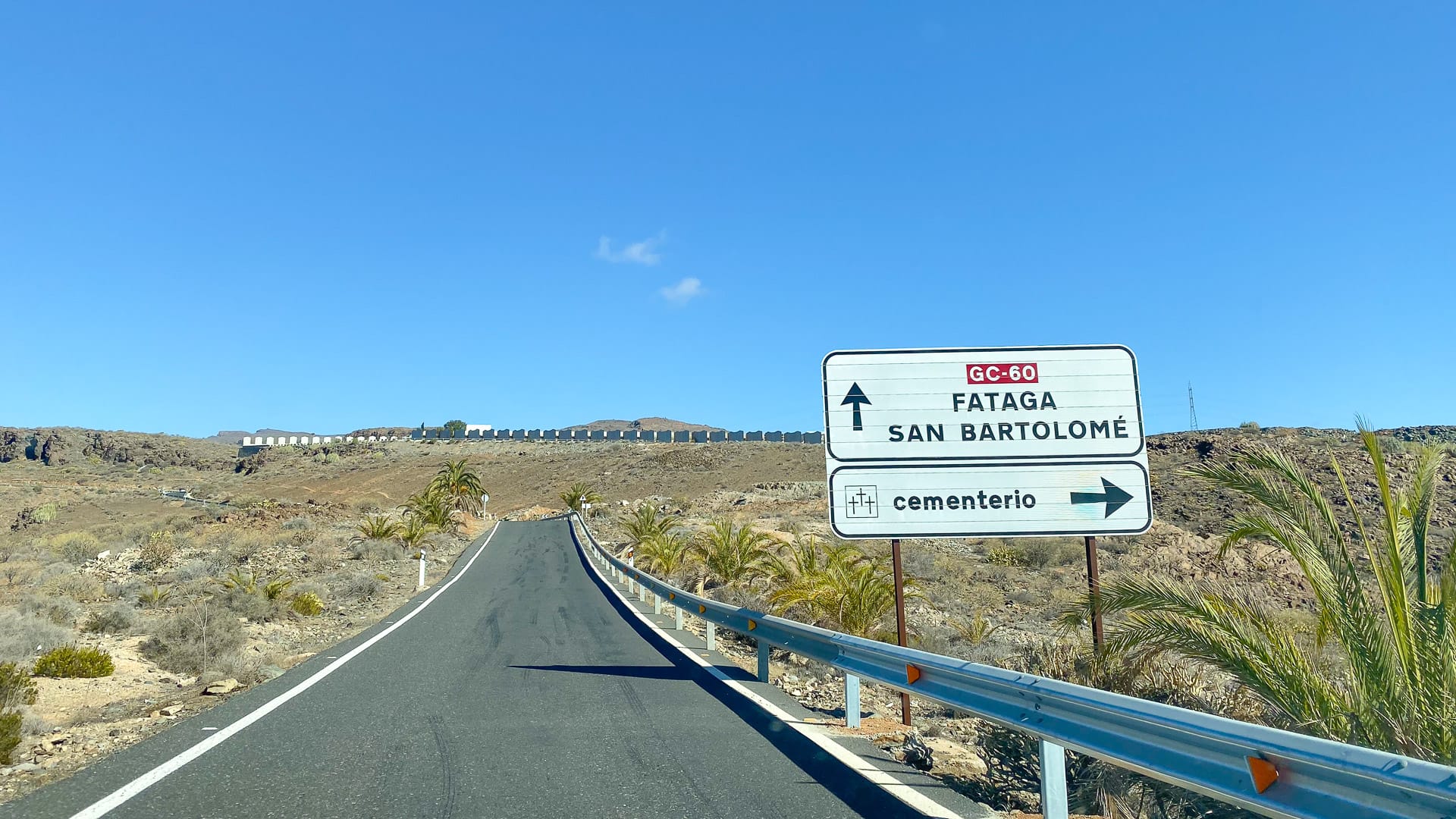 Leaving Maspalomas on GC60 cycling route Gran Canaria