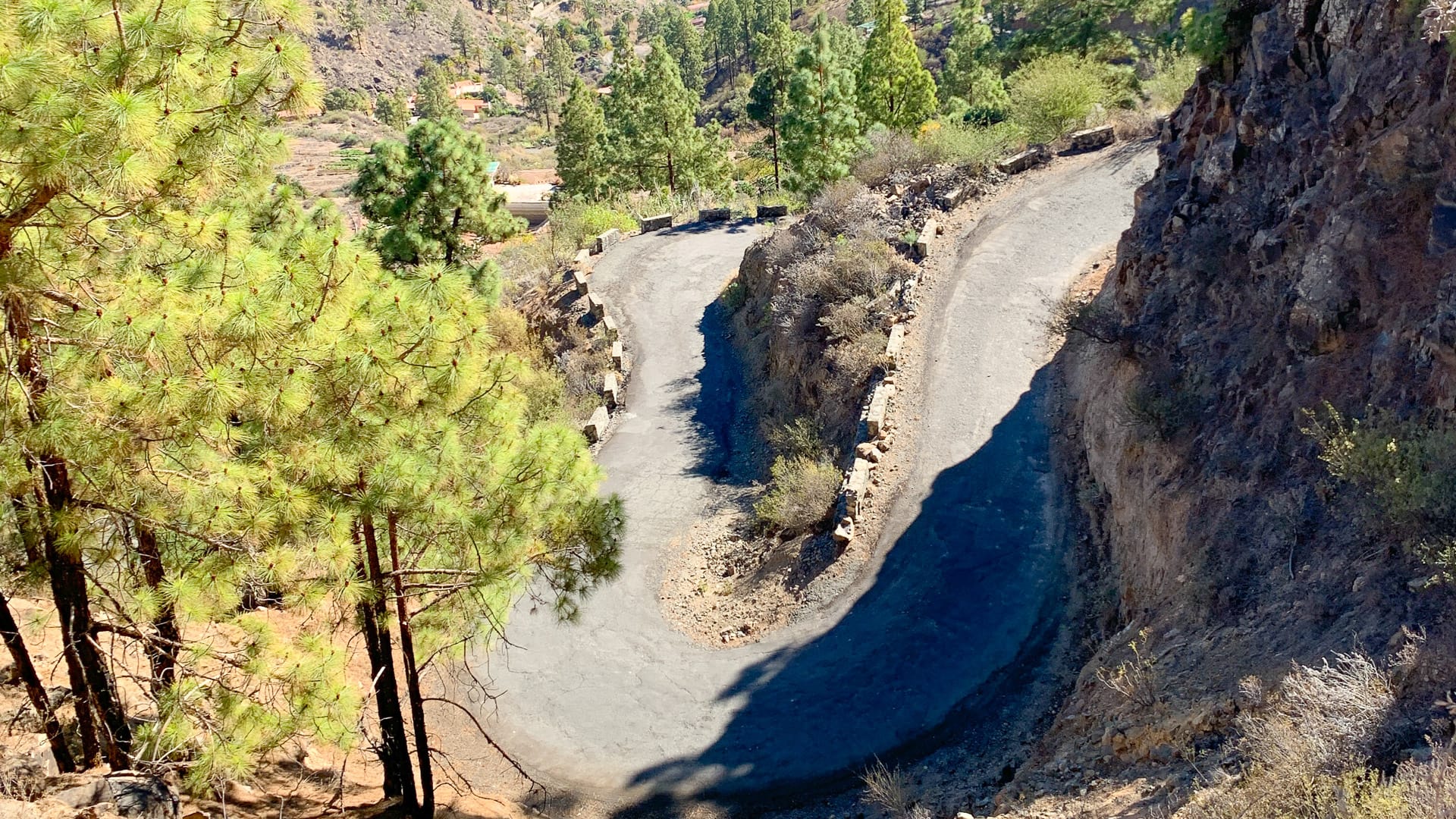 Switchback on the GC505 Soria climb Gran Canaria