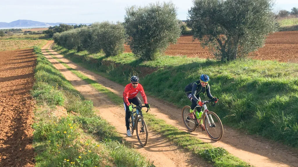 Easy cycling routes around Girona (gravel and road)
