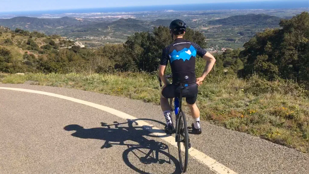 Cycling Costa Daurada cyclist admiring view