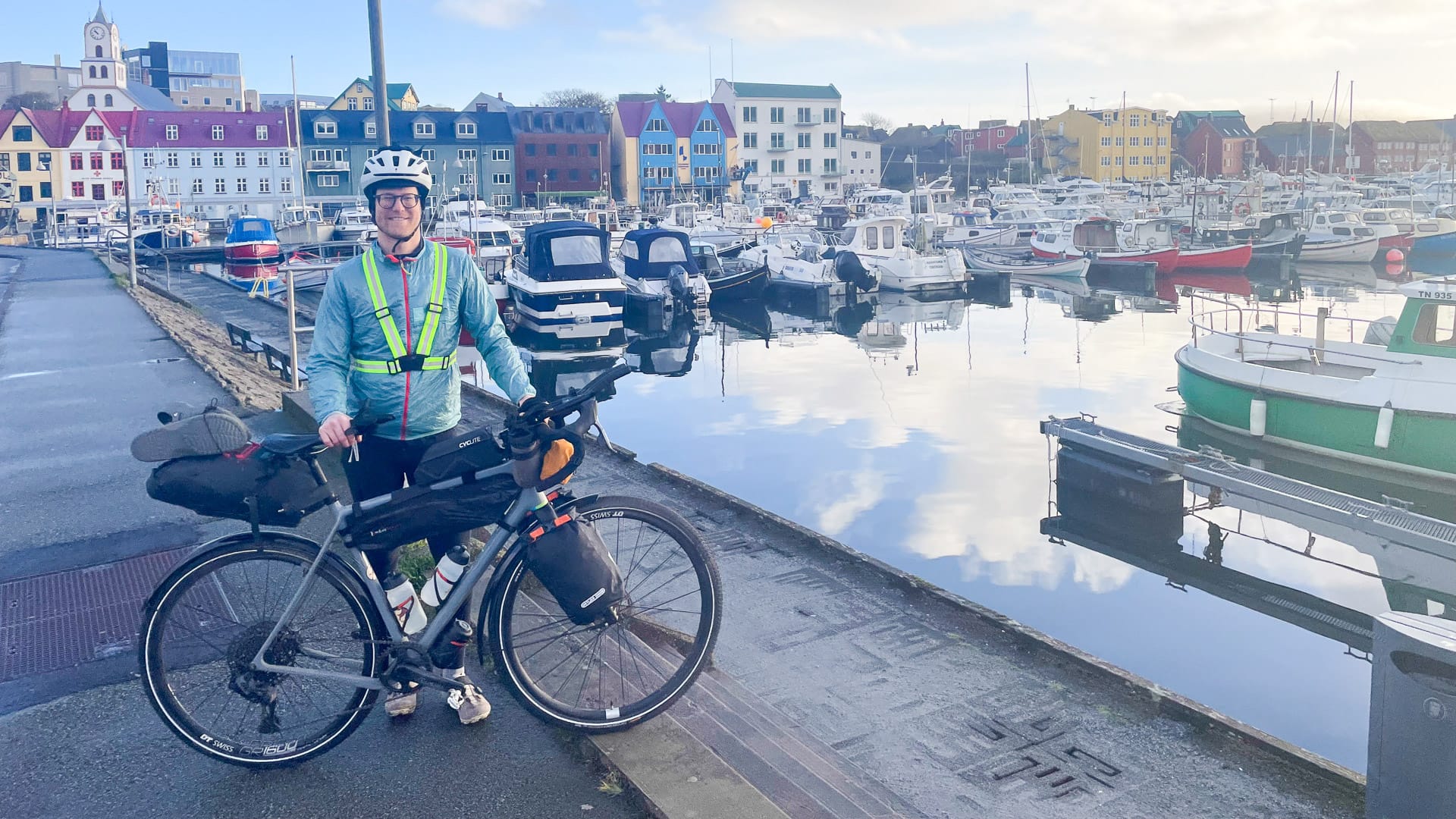 Cyclist at the starting point in Tørshavn harbor