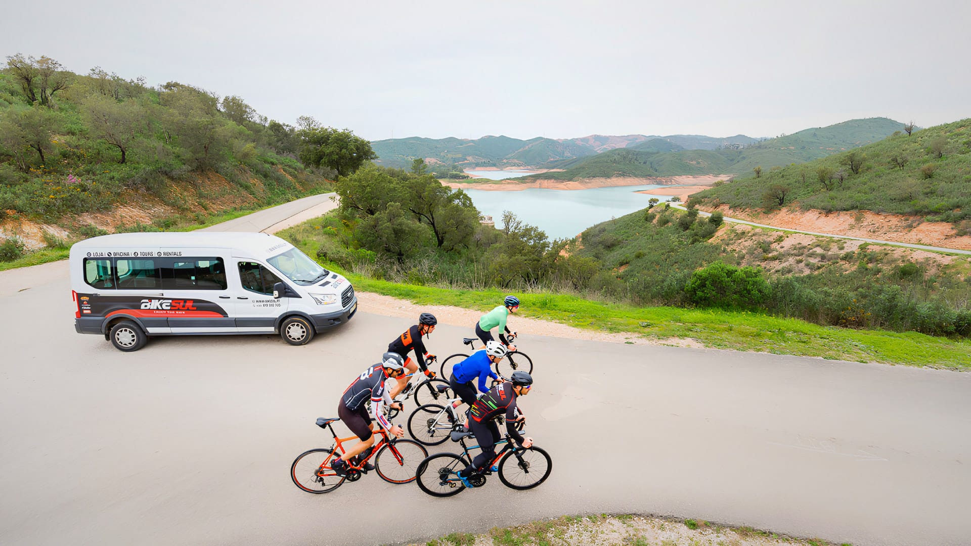 Guided and assisted group cycling on the Cycling Across the Algarve trip