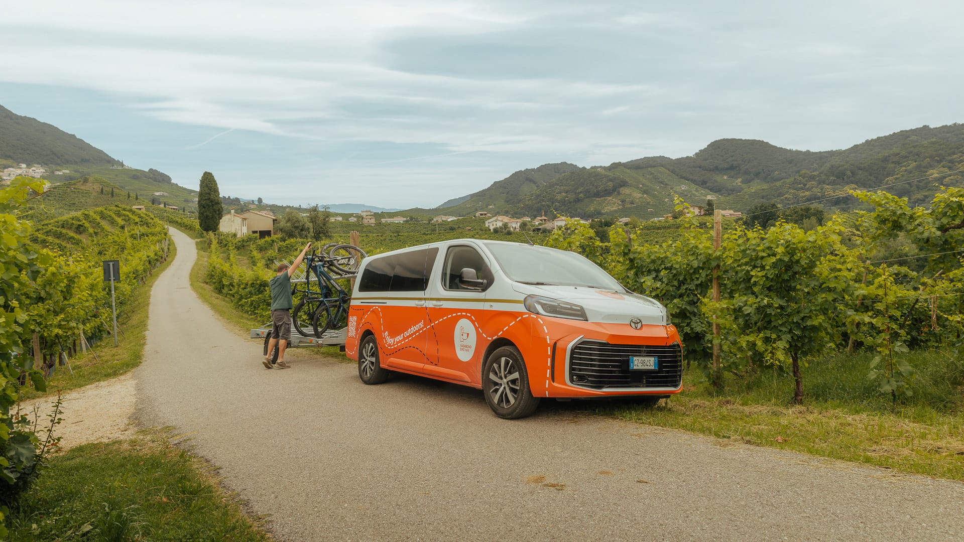 Loading the trailer attached to the Electric Proace with Vagabond bikes before heading across the hills