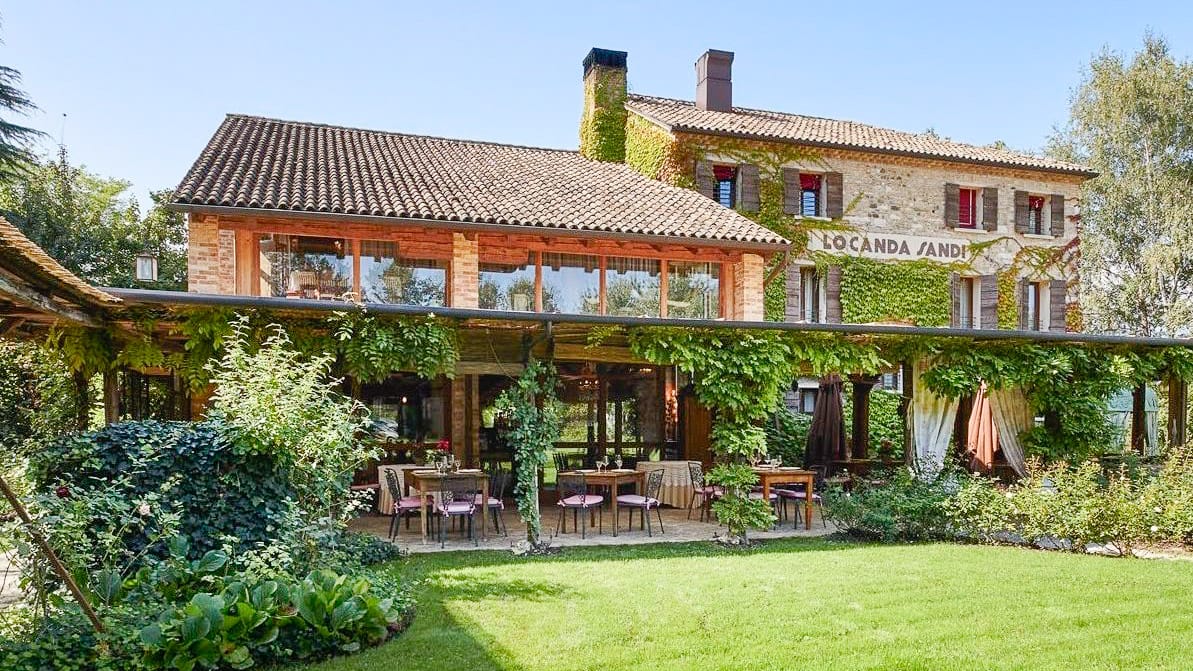 Locanda Sandi in Valdobbiadene with elegant rooms and Prosecco tastings, Italy