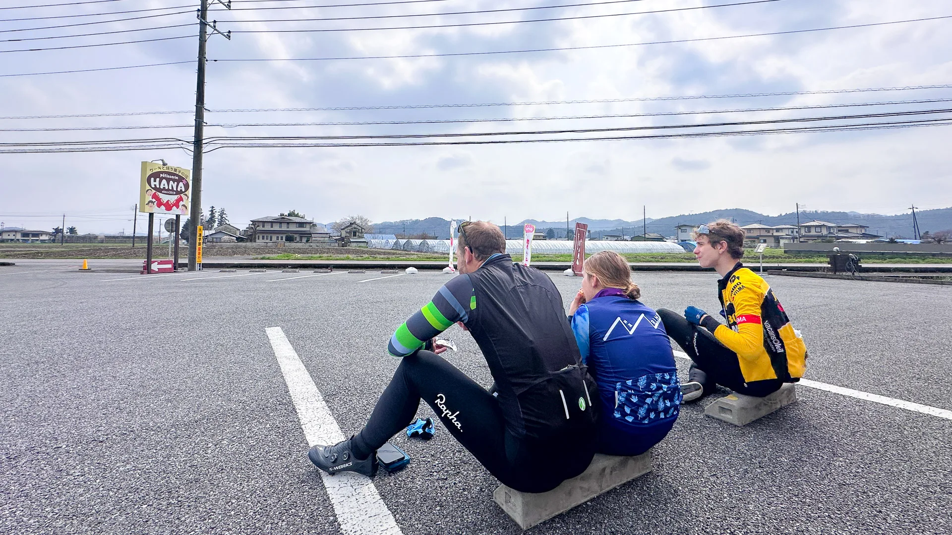 Cyclists refuelling after a long ride in Japan