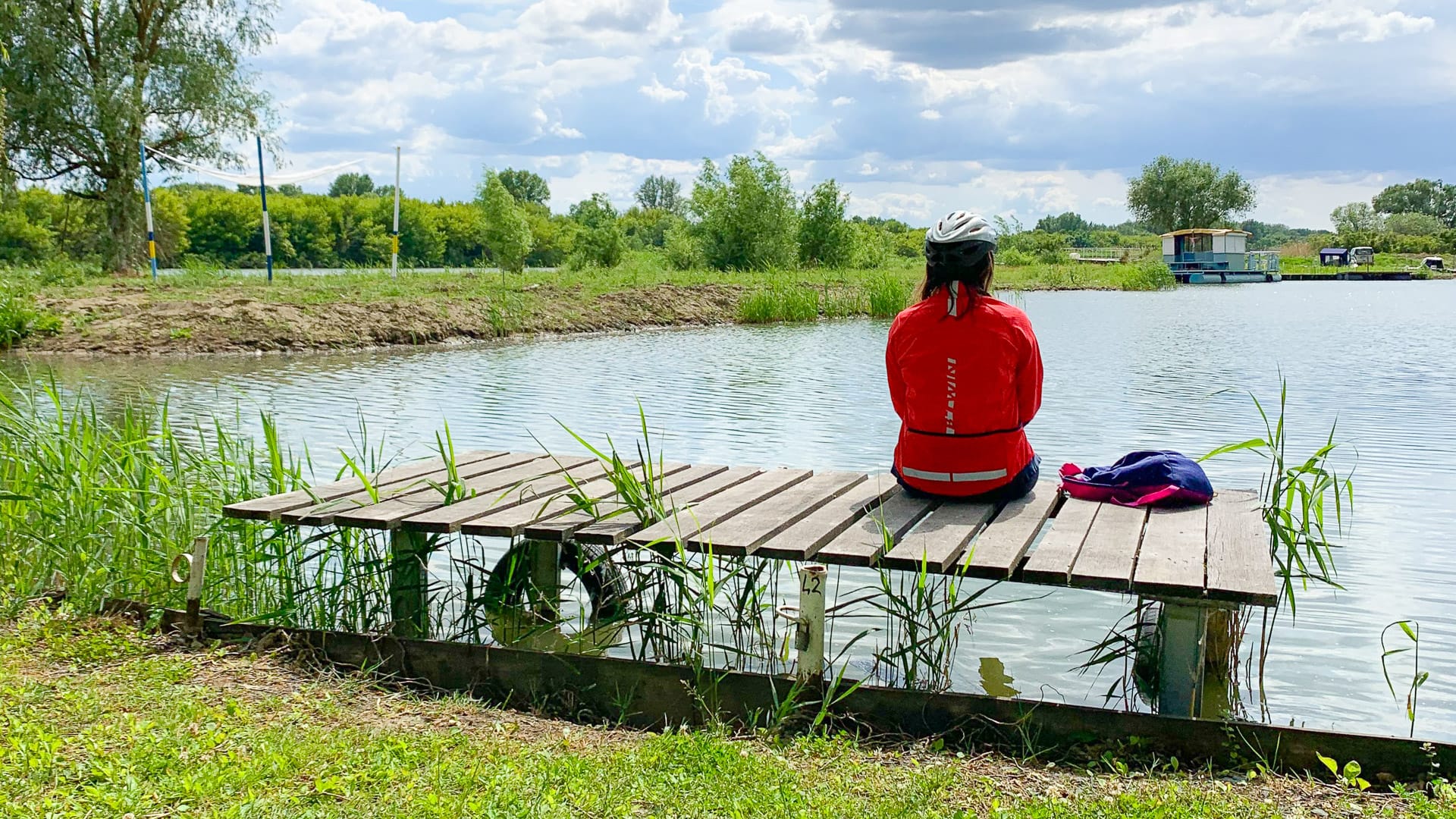 Cycle path beside Lake Tisza in Hungary