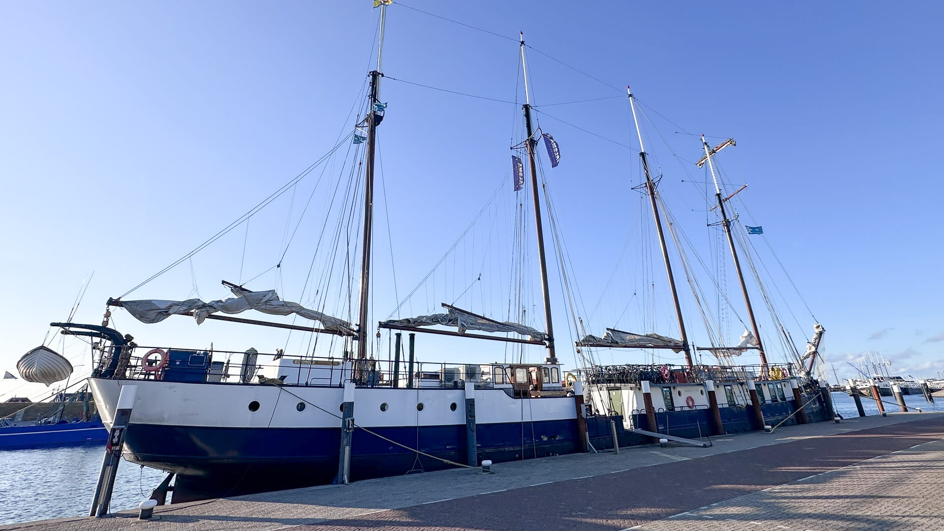 The Leafde Fan Fryslân boat moored in Oudeschild, Texel (day 2)